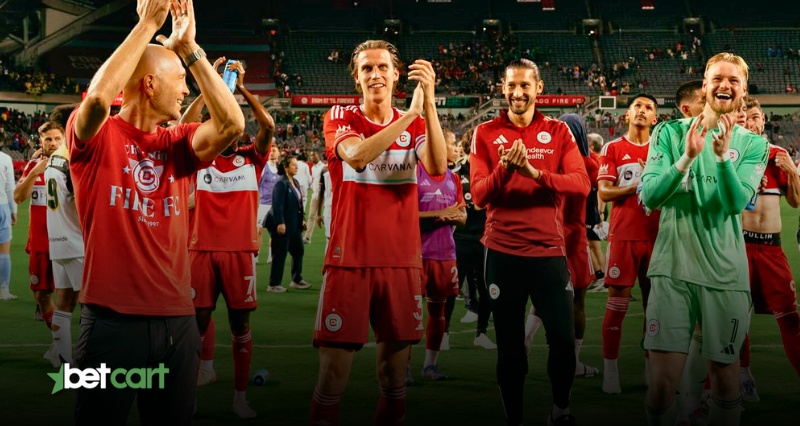 شادی بازیکنان شیکاگو فایر پس از پیروزی در لیگ MLS 2025