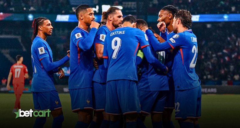 شادی بازیکنان تیم ملی فرانسه پس از گل در مسابقات مقدماتی جام جهانی ۲۰۲۶